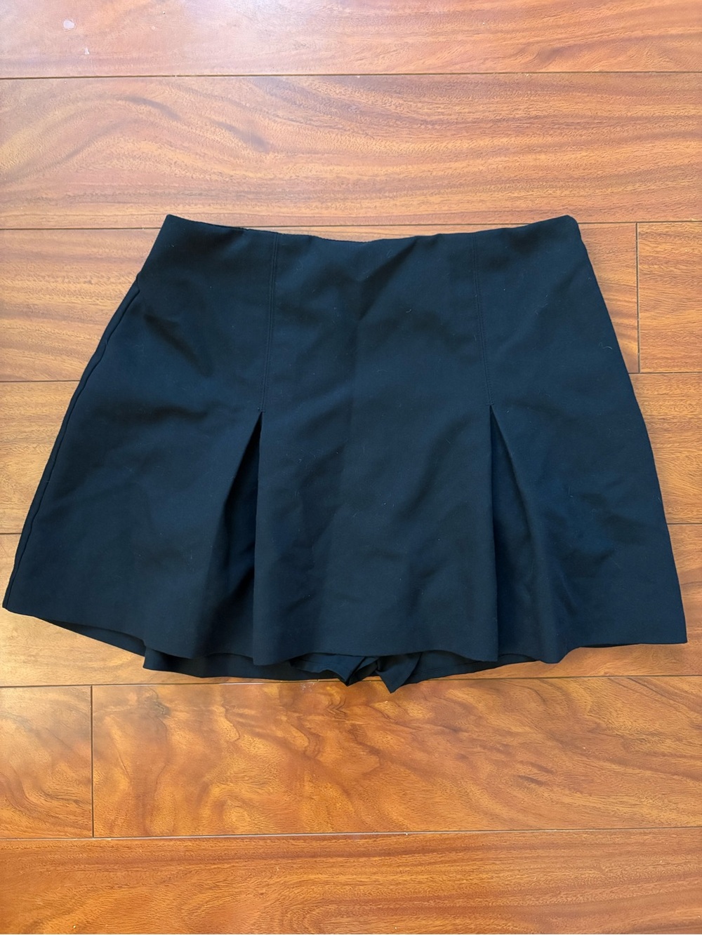 Abercrombie & Fitch Black skirt